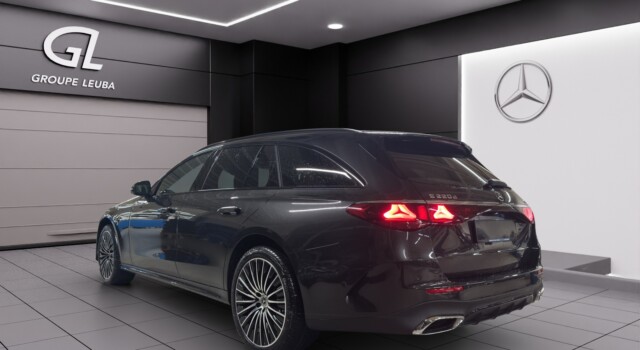 MERCEDES-BENZ E 220 d T 4Matic 9G-Tronic