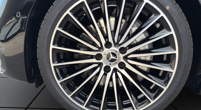 MERCEDES-BENZ C 300 4 Matic