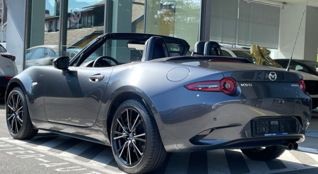 MAZDA MX-5 Skyactiv-G 184 Exclusive-line