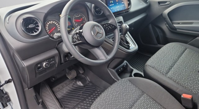 MERCEDES-BENZ CITAN 110 CDI Base Aut.