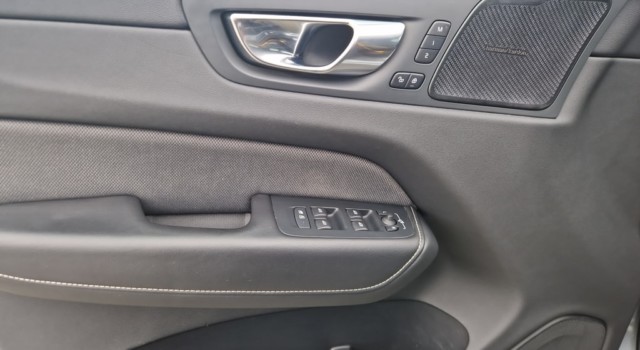 VOLVO XC60 T8 eAWD Polestar