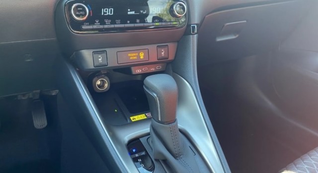 MAZDA 2 Hybrid Homura
