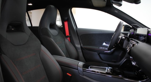 MERCEDES-BENZ A 35 AMG A AMG 35 4Matic 8G-DCT