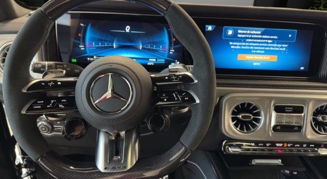 MERCEDES-BENZ G 63 AMG 9G-Tronic