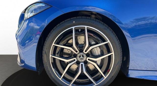 MERCEDES-BENZ C 220 d T 4 Matic