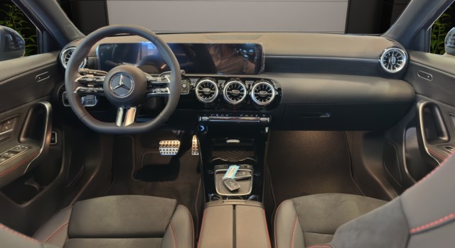 MERCEDES-BENZ A 250 e EQ Star 8G-DCT