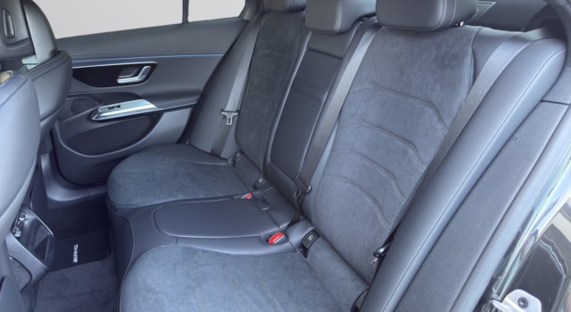 MERCEDES-BENZ E 220 d 4Matic 9G-Tronic