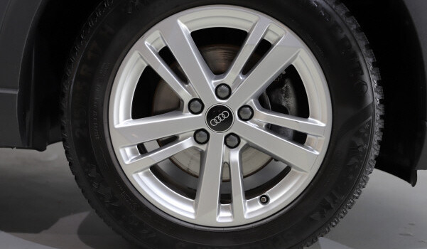 AUDI Q3 35 TFSI Attraction