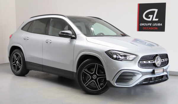 MERCEDES-BENZ GLA 220 d 4Matic 8G-DCT