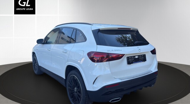 MERCEDES-BENZ GLA 250 e EQ Star 8G-DCT