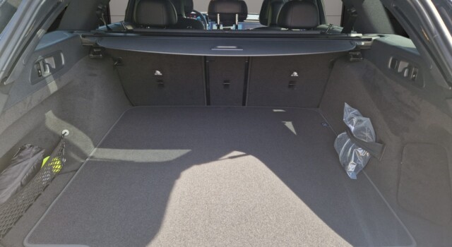 MERCEDES-BENZ E 450 T 9G-Tronic 4Matic