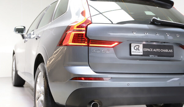 VOLVO XC60 B4 Diesel Mild Hybrid AWD Momentum Geartronic