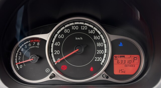 MAZDA 2 1.5i 16V Exclusive Automatic