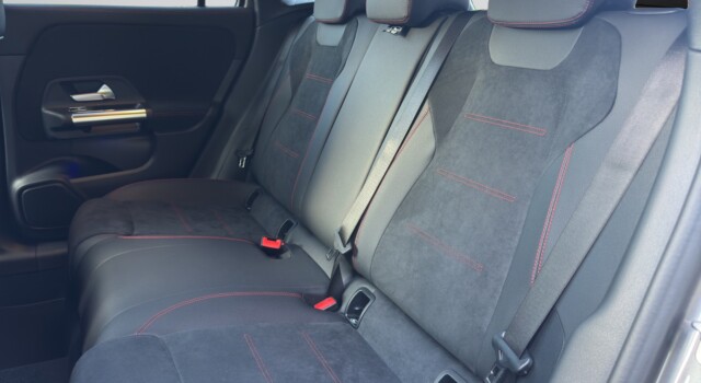 MERCEDES-BENZ GLA 220 4Matic 8G-DCT