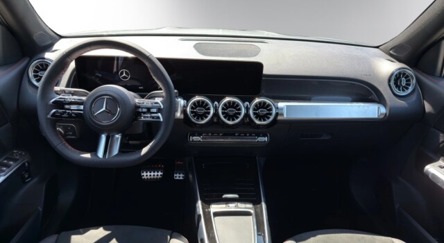 MERCEDES-BENZ GLB 220 d 4Matic 8G-Tronic