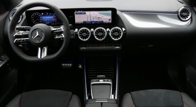 MERCEDES-BENZ GLA 220 4Matic 8G-DCT