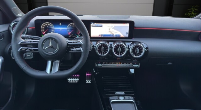 MERCEDES-BENZ A 250 4Matic 8G-DCT