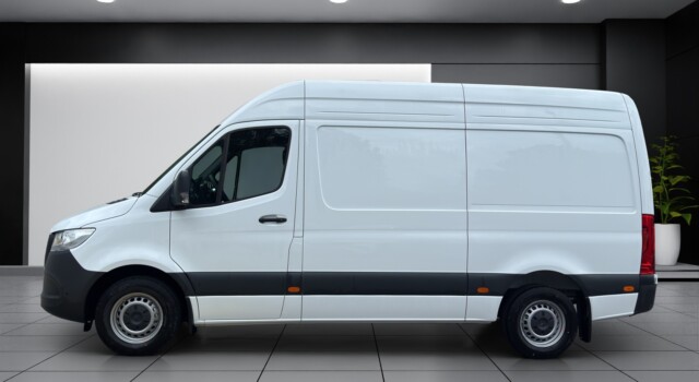 MERCEDES-BENZ Sprinter 317 CDI Lang 9G-TRONIC