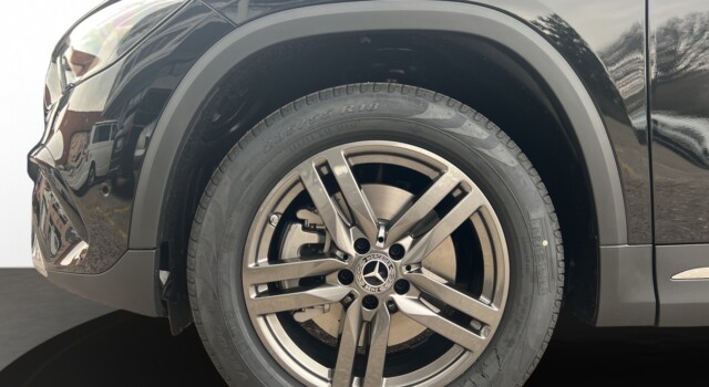 MERCEDES-BENZ GLA 250 e EQ Star 8G-DCT