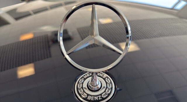 MERCEDES-BENZ E 220 d 4Matic 9G-Tronic