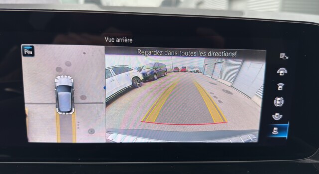 MERCEDES-BENZ EQA 300 AMG Line 4Matic