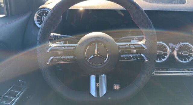 MERCEDES-BENZ GLA 250 e EQ Star 8G-DCT