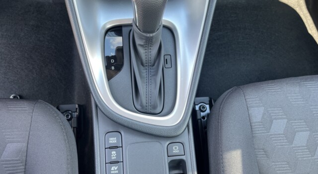 MAZDA 2 Hybrid Centre-line