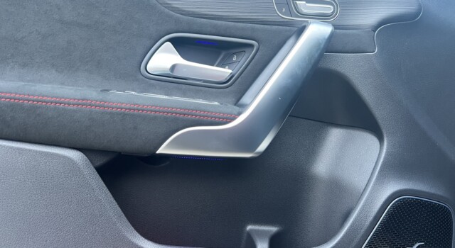 MERCEDES-BENZ A 220 4Matic 8G-DCT