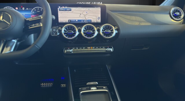 MERCEDES-BENZ GLA 220 4Matic 8G-DCT