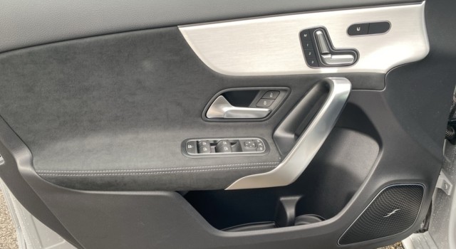 MERCEDES-BENZ A 250 4Matic 8G-DCT