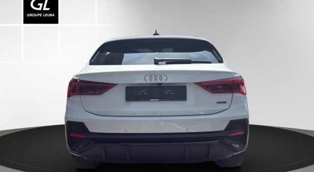 AUDI Q3 SB 40 TDI S line qu