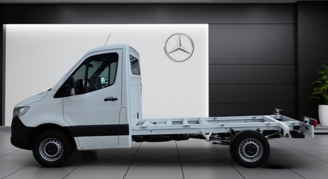 MERCEDES-BENZ Sprinter 317 CDI Standard 9G-TRONIC