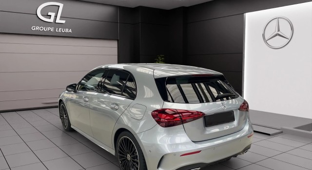 MERCEDES-BENZ A 200 Night Star 7G-DCT