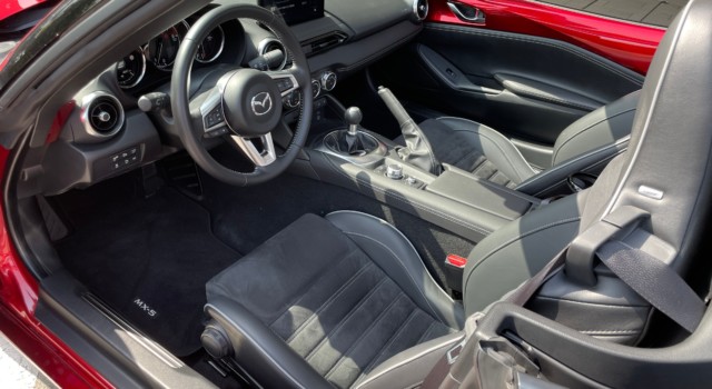 MAZDA MX-5 Skyactiv-G 132 Homura