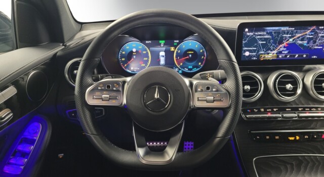 MERCEDES-BENZ GLC 300 AMG Line 4Matic 9G-Tronic
