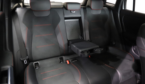 MERCEDES-BENZ EQA 250 AMG Line