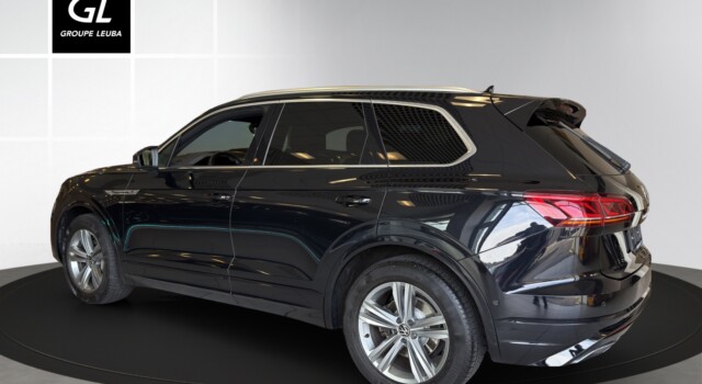 VW TOUAREG 3.0 TDI R Line
