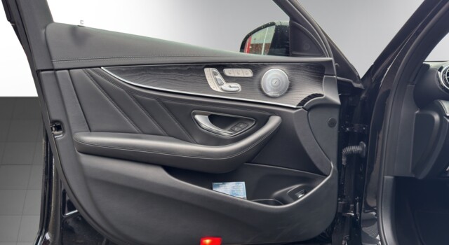 MERCEDES-BENZ E 43 AMG 4Matic 9G-Tronic