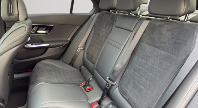 MERCEDES-BENZ C 300 4 Matic