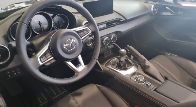 MAZDA MX-5 Skyactiv-G 184 Exclusive-line