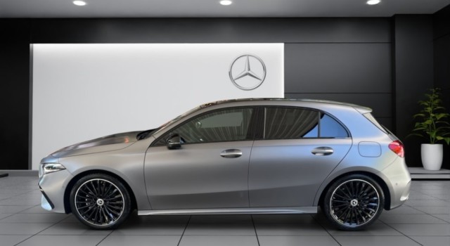 MERCEDES-BENZ A 220 4Matic 8G-DCT