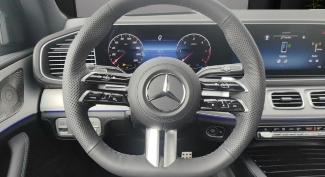 MERCEDES-BENZ GLE 300 d 4Matic 9G-Tronic