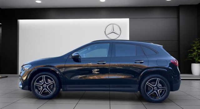 MERCEDES-BENZ GLA 250 4Matic 8G-DCT Swiss Star