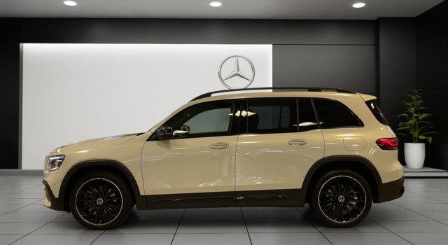 MERCEDES-BENZ GLB 250 AMG Line 4 MATIC