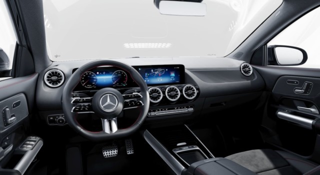 MERCEDES-BENZ GLA 220 4Matic 8G-DCT