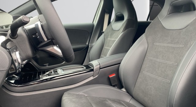 MERCEDES-BENZ A 250 4Matic 8G-DCT