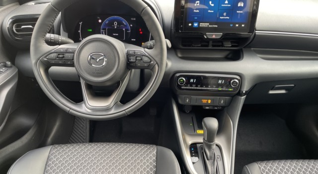 MAZDA 2 Hybrid Homura