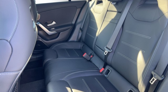 MERCEDES-BENZ CLA 220 4Matic 8G-DCT