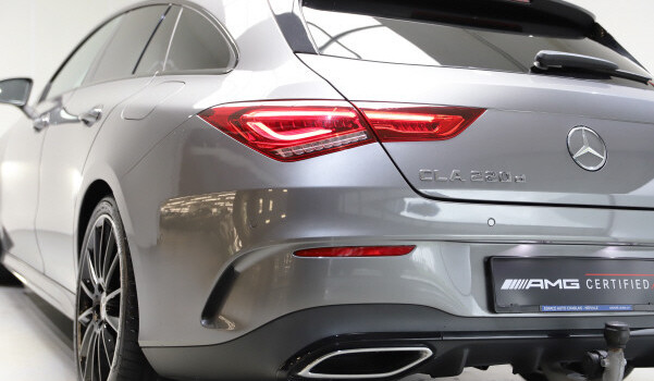 MERCEDES-BENZ CLA 220 CLA Shooting Brake 220 d 4Matic AMG Line