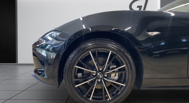 MAZDA MX-5 Skyactiv-G 184 Exclusive-line